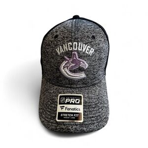 Fanatics Vancouver NHL Canucks Hockey Fights Cancer Hat FlexFit‎ gray size M/L.